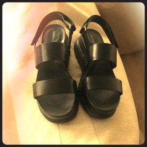 Black Cole Haan sandals